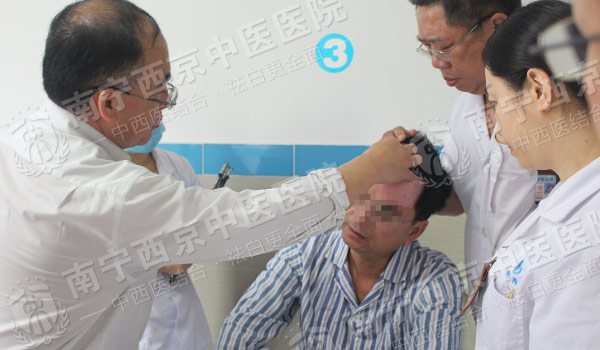 北京协和联合南宁西京成功开展大面积ReCell细胞移植术